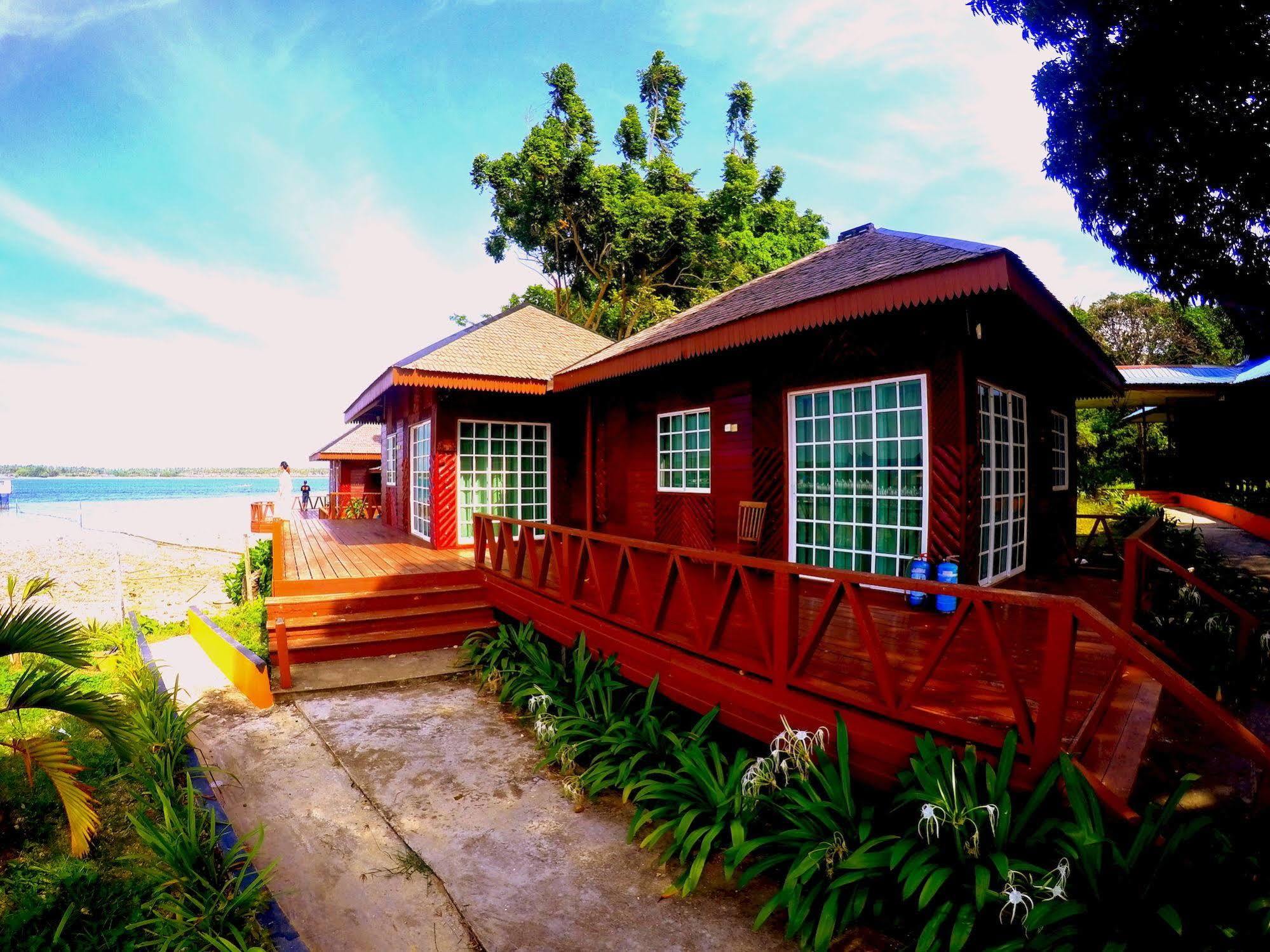 Scuba Tiger Semporna Holiday Resort Exterior foto